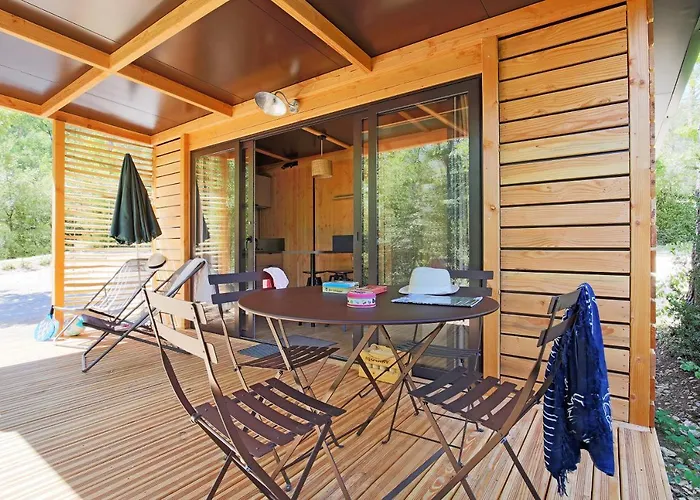 Huttopia De L'uby - Gers Cazaubon