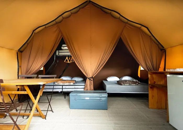 Huttopia De L'uby - Gers * Cazaubon