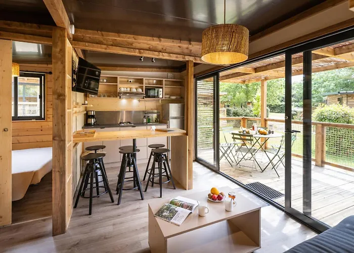 Huttopia De L'uby - Gers Cazaubon