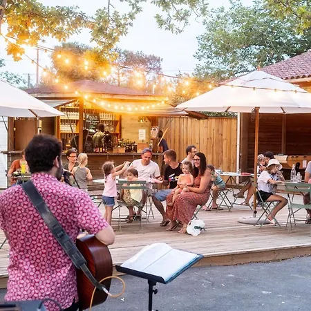 Huttopia De L'uby - Gers Кемпинг *