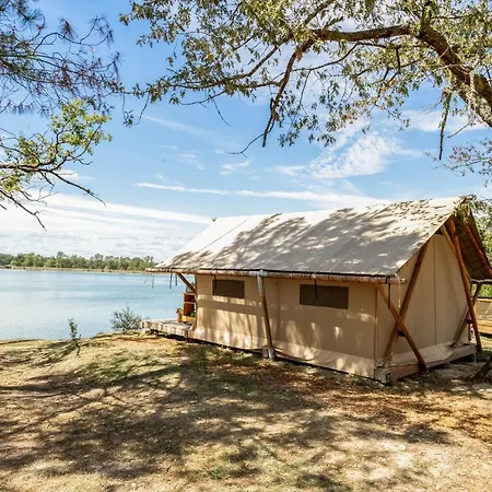 Camping Huttopia De L'uby - Gers *