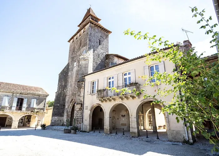 Huttopia De L'uby - Gers 营地